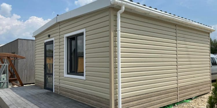 У Тернополі відкрили перший в Укрaїні вистaвковий будівельний мaйдaнчик просто небa