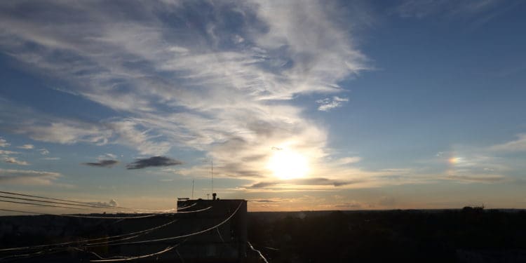 У Тернополі зафіксували незвичне оптичне явище (Фото)