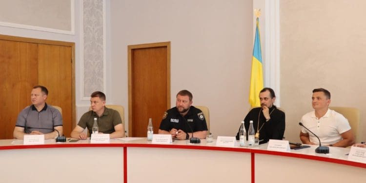 У Тернопільській облраді обговорили, як громадам правильно перейти до ПЦУ