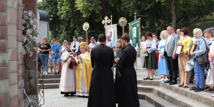 В Марійському духовному центрі «Зарваниця» відбулася проща працівників Державної податкової служби
