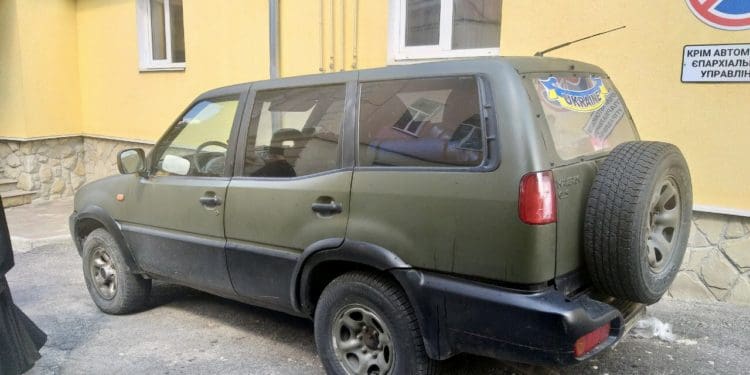 Архієпископ у Тернополі освятив авто для захисників
