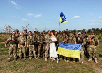 Весілля на полігоні: історія закоханих Івана та Іванни з Тернополя (Фото)