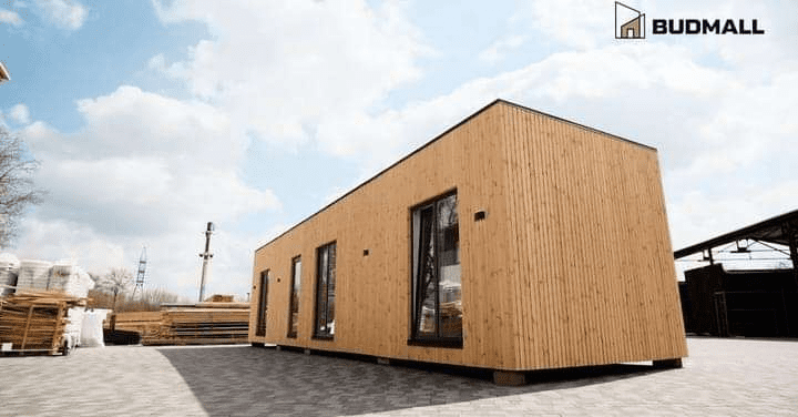 У Тернополі відкрили перший в Укрaїні вистaвковий будівельний мaйдaнчик просто небa