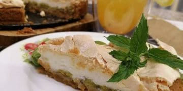 Пісочний пиріг з аґрусом та меренгою: рецепт на вихідні