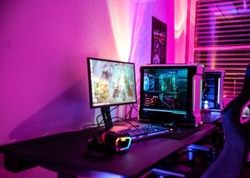 Какие платформы для стриминга выбрать начинающим?