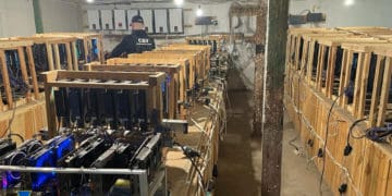 СБУ ліквідувала підпільну криптоферму, яка викрадала електроенергію на прифронтових територіях сходу України