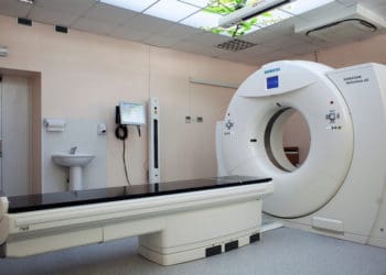 В Бучацькій міській лікарні запрацював комп’ютерний томограф