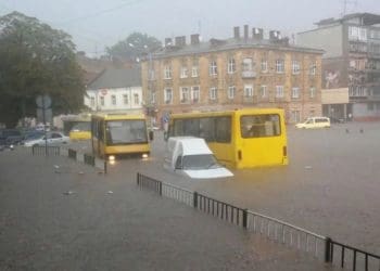 Львів накрила потужна злива