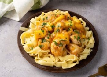 Рецепт на вихідні: Солодка паста з абрикосами