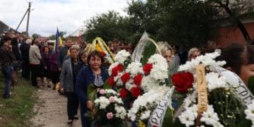 На Тернопільщині попрощалися з трьома захисниками