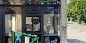 Оперативники розшукали зловмисника, який вчинив крадіжку з торгового кіоску у Тернополі