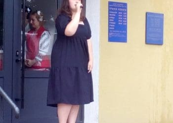 Пісня кріпить дух: у Ланівцях втретє відбувся благодійний концерт на підтримку ЗСУ