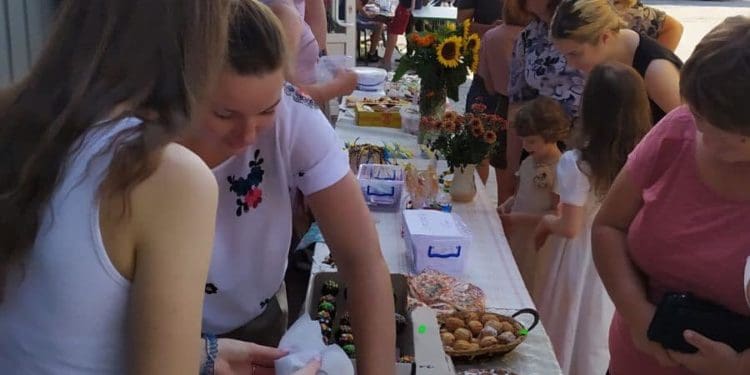 У Борсуківській громаді відбувся благодійний ярмарок: для купівлі термобілизни для захисників зібрали 17500 грн