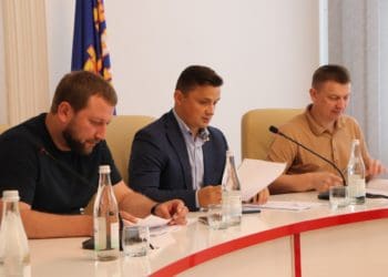 Відбулося засідання президії Тернопільської обласної ради: сесію запланували на 24 серпня