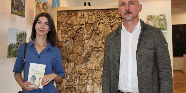 У Тернопільському краєзнавчому музеї діє виставка Василя Петровського