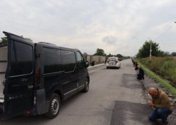 Тіло воїна Андрія Пачковського навколішки зустріли у Байковецькій громаді