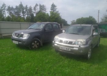 Тернопільський благодійний фонд «Хвилі змін» передає два автомобілі для захисників