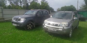 Тернопільський благодійний фонд «Хвилі змін» передає два автомобілі для захисників