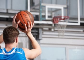 У Тернополі баскетболісти змагалися і збирали гроші для ЗСУ