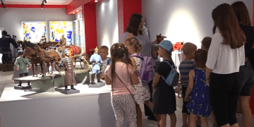 У Тернопільскому музеї рятувальників можна задзвонити в дзвін