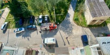 Важкохворого чоловіка визволяли із замкненої квартири бучацькі рятувальники