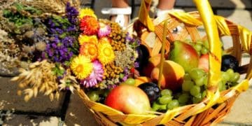 Кошик на Спаса: скільки вартують фрукти та зілля до свята