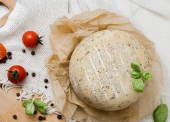 Фермерський молочно-вершковий сир з духмяним ароматом французьких спецій: унікальна рецептура ТМ “Семеро Козенят”