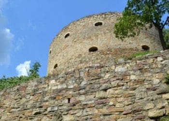 Секс у Теребовлянському замку за 100 гривень організував клієнту “сутенер” на Тернопільщині