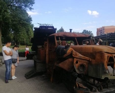У Тернополі відкрилася виставка російської військової техніки, знищеної військовослужбовцями ЗСУ