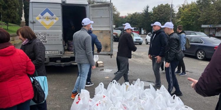 Благодійний фонд «За Луганщину» допомагає переселенцям у Тернополі