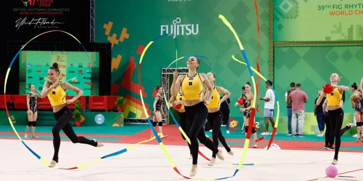 Збірна команда України бере участь у Чемпіонаті світу з художньої гімнастики в Софії