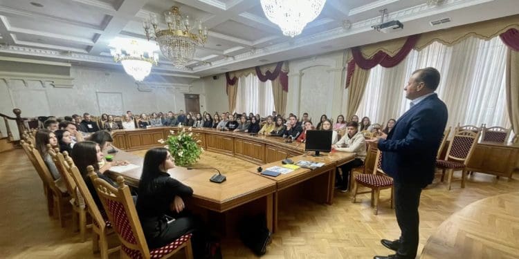 Відомий тернопільський бізнесмен і меценат зустрівся зі студентами ЗУНУ