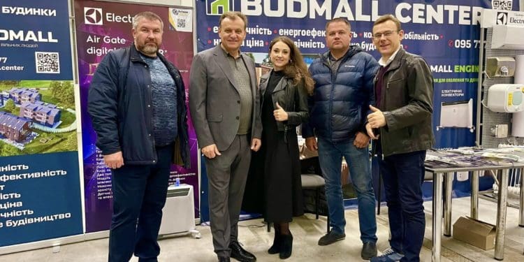 Підприємці з Тернополя узяли активну участь у конференції “Велике відновлення” у Києві
