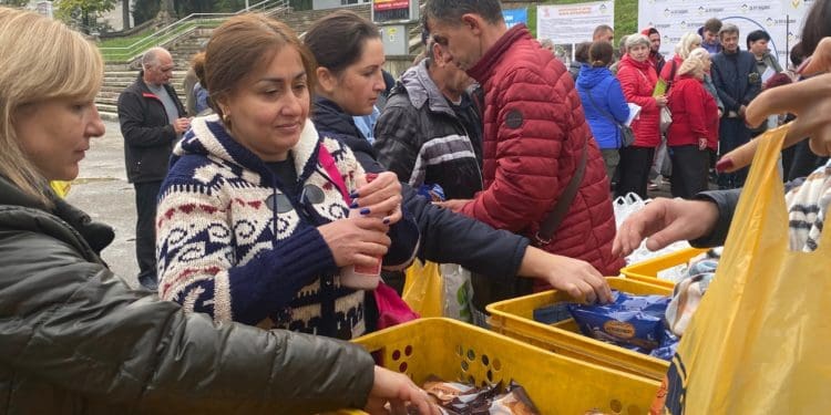ТОВ «Агробізнес» і Фонд Родини Собуцьких долучаються до допомоги переселенцям у Тернополі