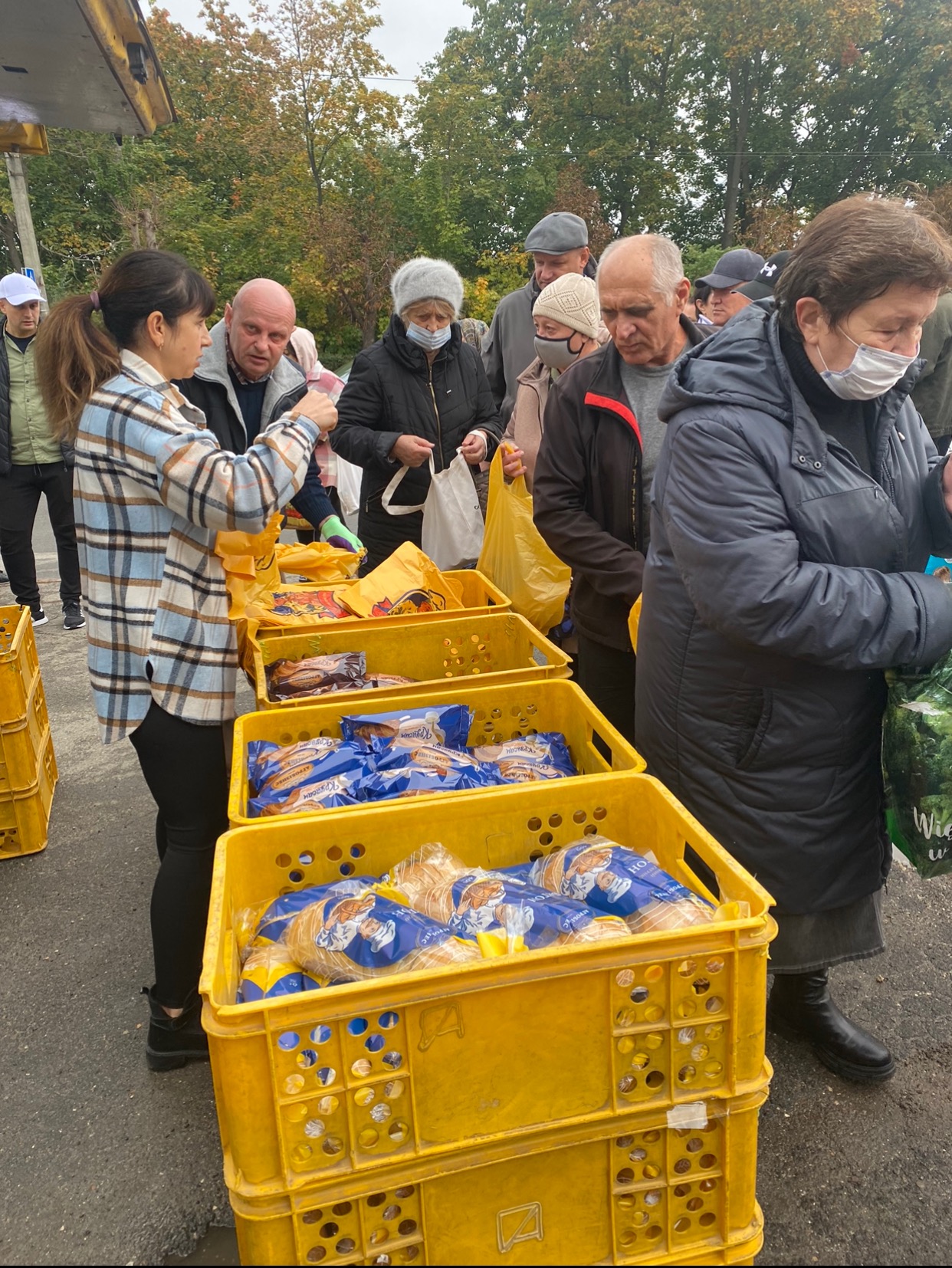 ТОВ «Агробізнес» і Фонд Родини Собуцьких долучаються до допомоги переселенцяму Тернополі