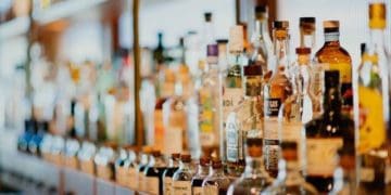 На Тернопільщині в одному з міст продовжили час продажу алкоголю