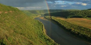 Після грози: вид з Червоної гори на Дністер на світлинах Ігоря Нагірного