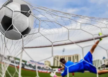 Трансляція футбольного матчу «Карпати» (Львів) – «Нива» (Тернпопіль) з тернопільського стадіону