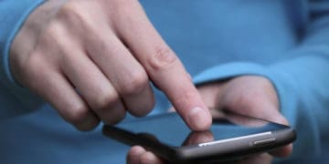 Вчені виявили нову хворобу 21 століття – номофобію