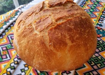 Рецепт для міста: домашній сільський хліб, як з печі