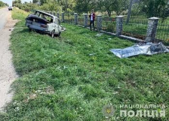 Внаслідок ДТП біля Збаража загинув 54-річний водій ВАЗ, ще двоє потерпілих