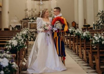 У Ватикані одружилися капрал Швейцарської гвардії особистої охорони Папи Римського та дівчина з Тернополя