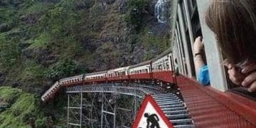 До прірви, кроком руш!