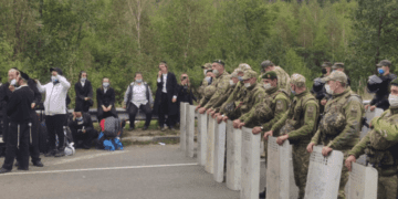 У Тернополі затримали групу хасидів за фотографування блокпоста