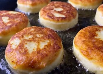 Смачні картопляні зрази з капустою: рецепт на вихідні