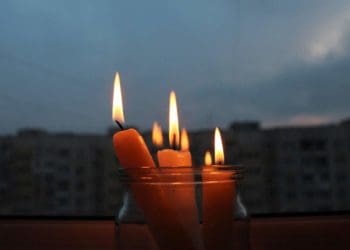 “У прифронтових містах світла більше”: тернополяни обурюються через тривалі вимкнення електроенергії