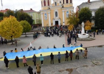 У Бережанах похоронили молодого захисника Сергія Колодія