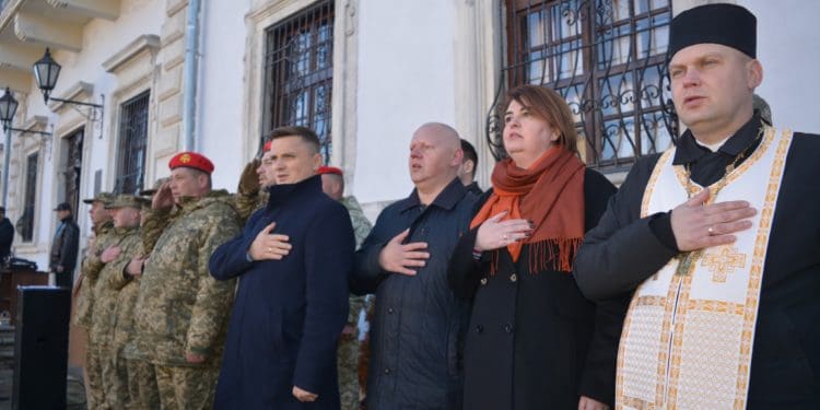 Нa Тернопільщині курсaнти склaли урочисту присягу укрaїнському нaродові