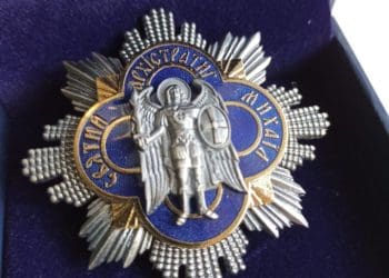 Військовий з Тернопільщини отримав орден від митрополита Епіфанія