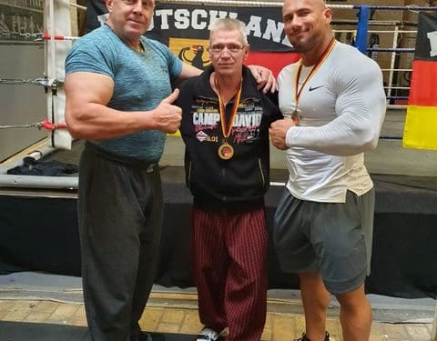 Тернопільський екс-нардеп і спортсмен Ігор Побер встановив рекорд в Німеччині, щоб забезпечити термобілизною воїнів